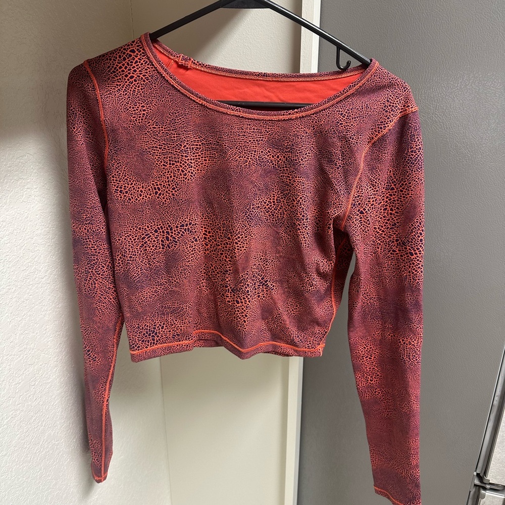 Lululemon Long Sleeve Crop Top